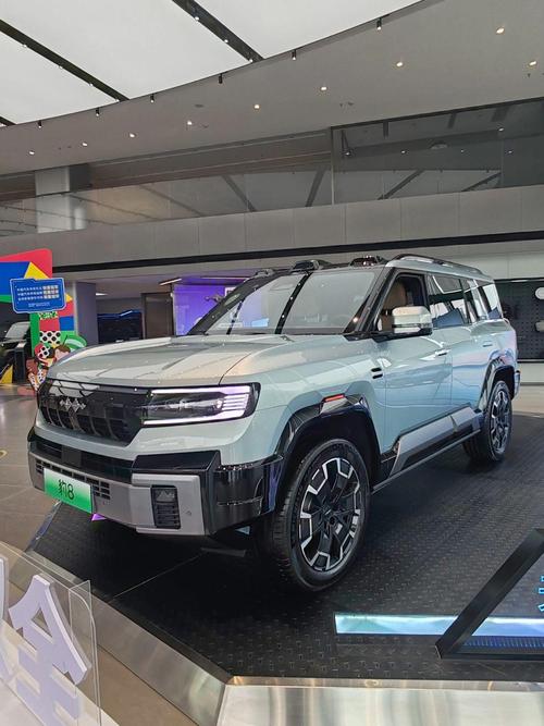 佛山341比亚迪方程豹硬派越野的爆款，英菲尼迪35周年与你共成长